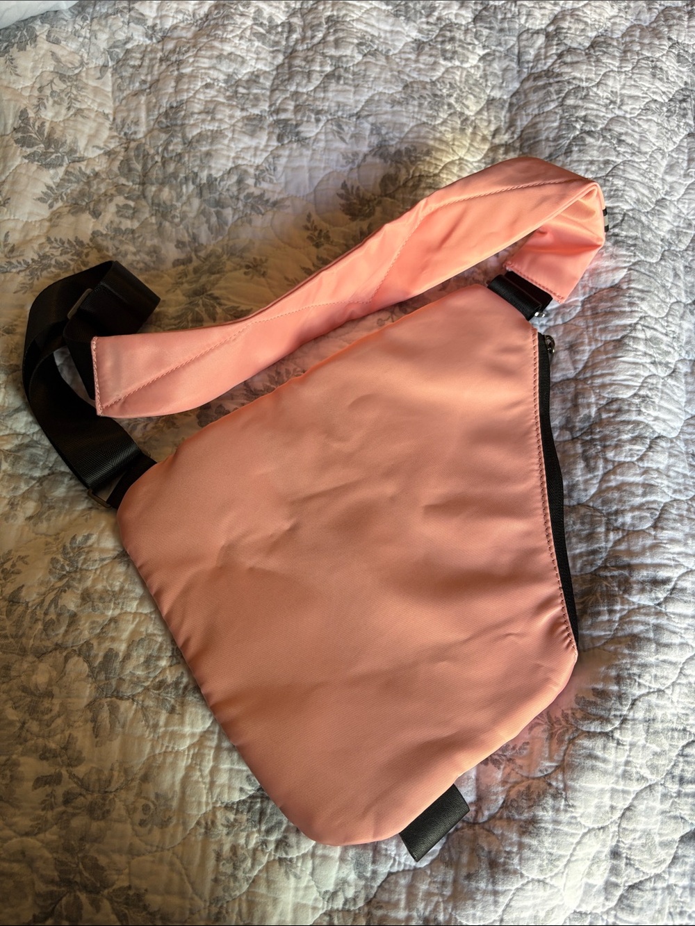 Wander Pink Triangular Sling Backpack - Picture 3 of 4